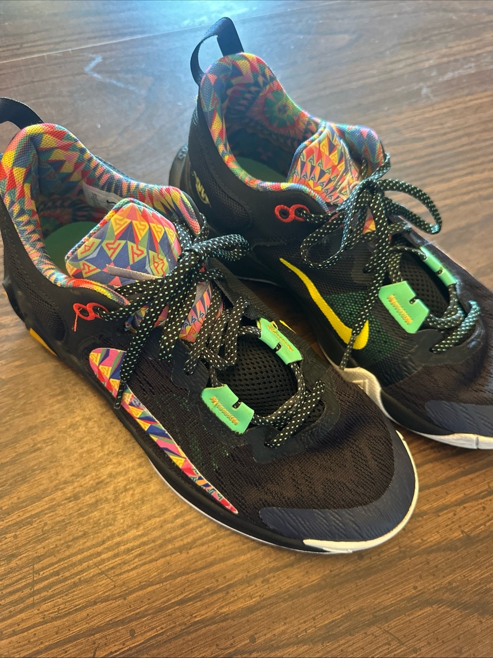 Nike Giannis Immortality 2 "Kaleidoscope" kids basketball shoes size 7